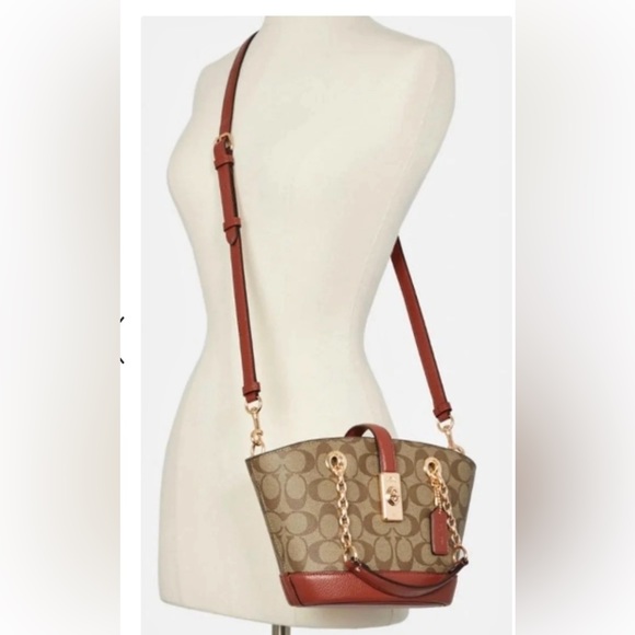 COACH Lane Bucket Bag In Signature Canvas - Gold/ Khaki Multi - C8597- NWT. - Picture 4 of 6